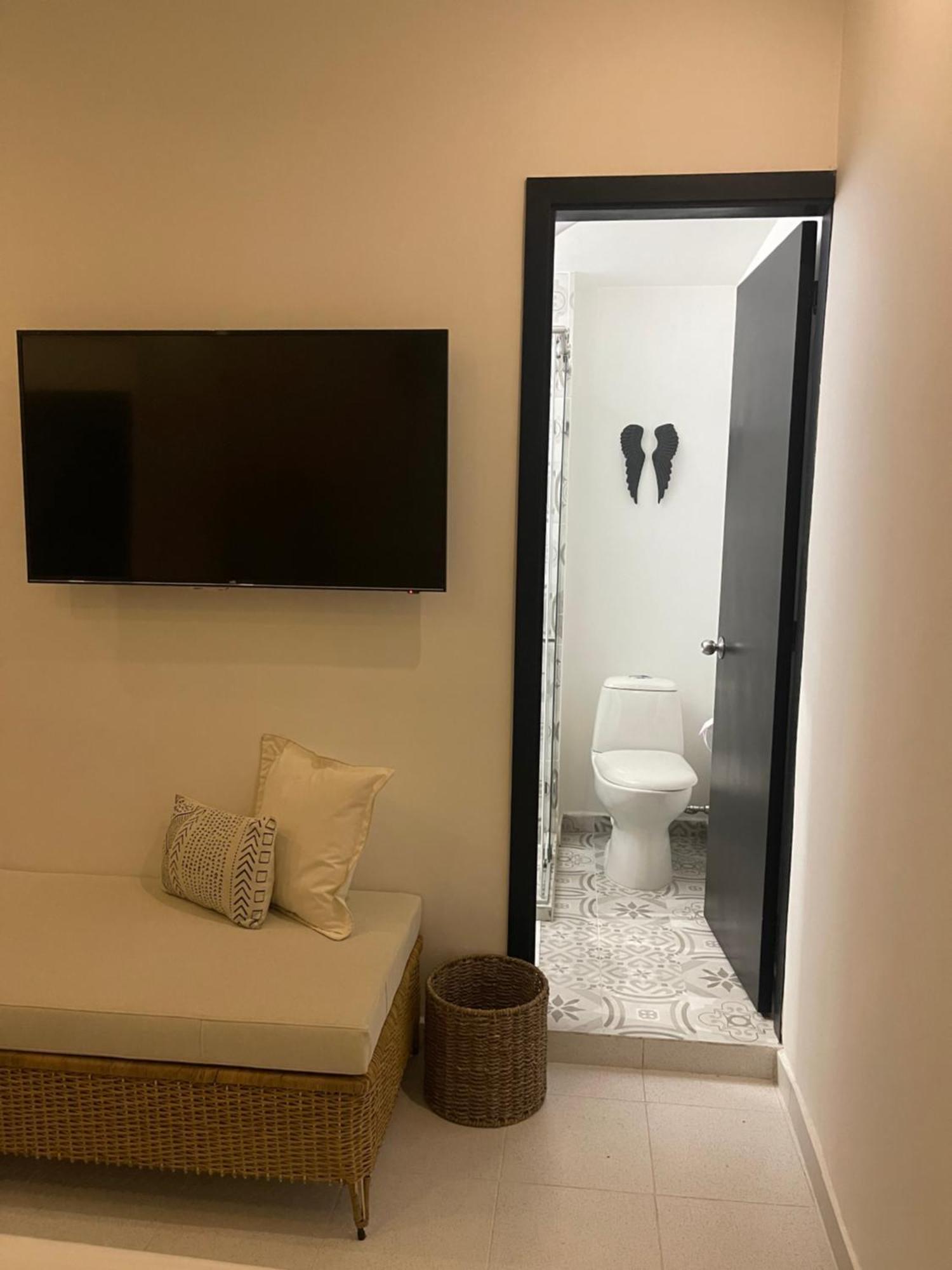 Moet Medellin Hotel Ngoại thất bức ảnh