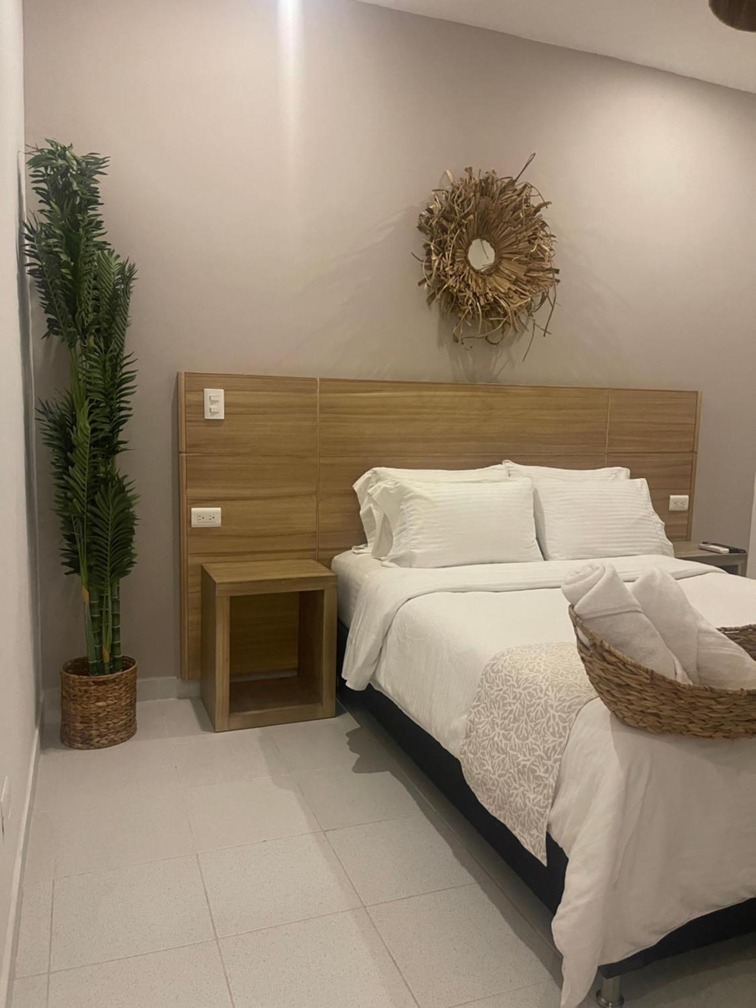 Moet Medellin Hotel Ngoại thất bức ảnh